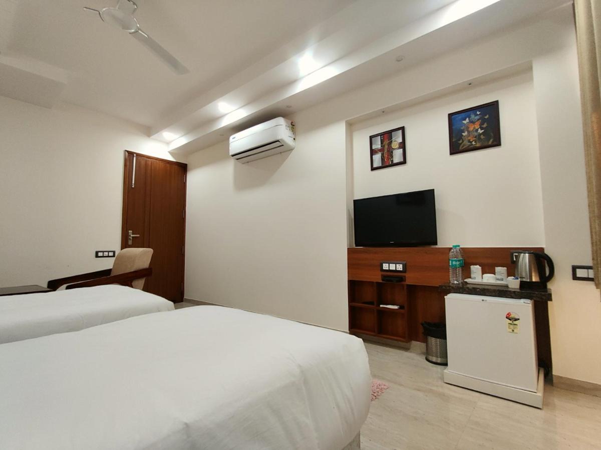 Hotel The Shacon Noida Exterior foto