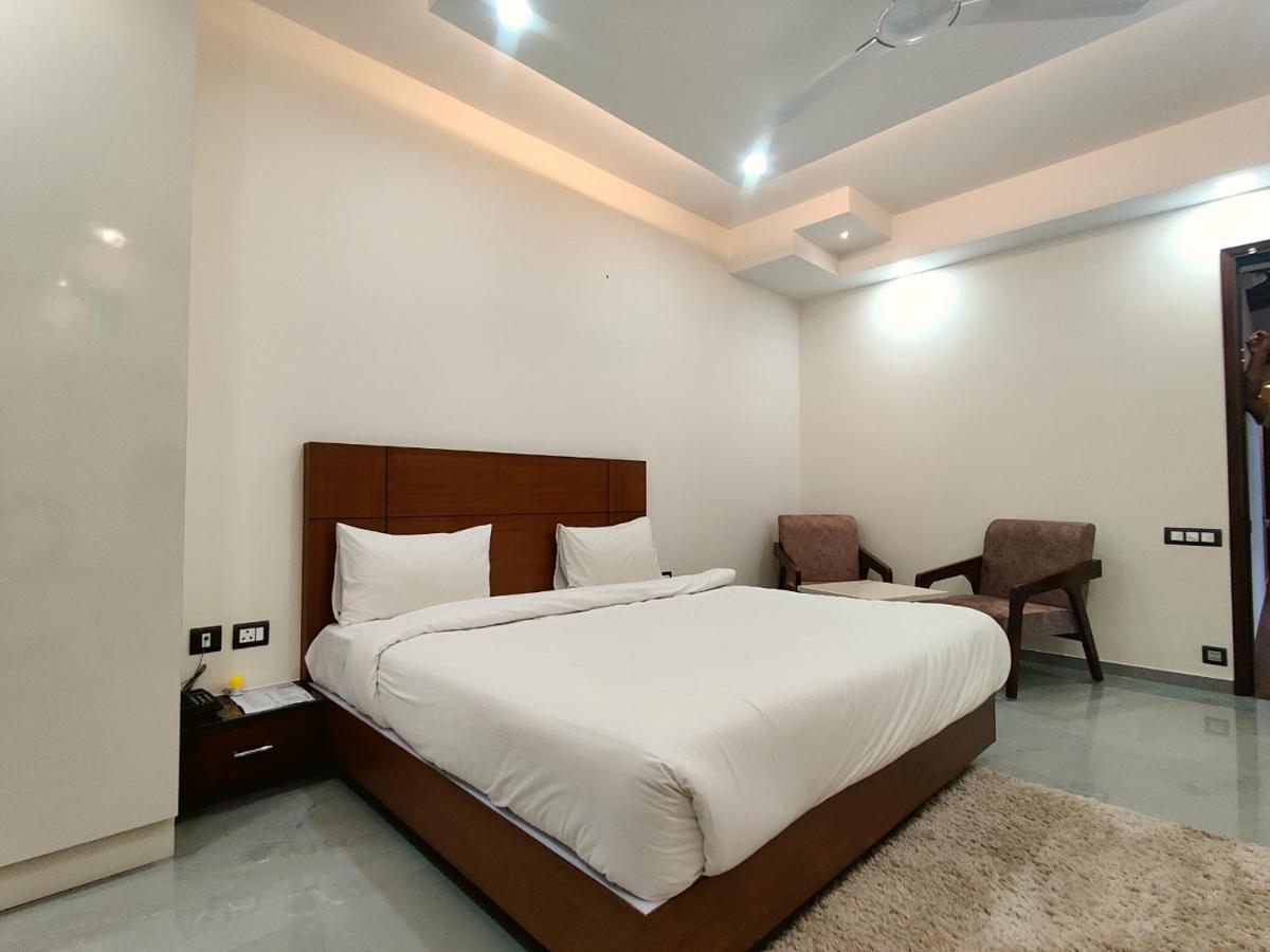 Hotel The Shacon Noida Exterior foto